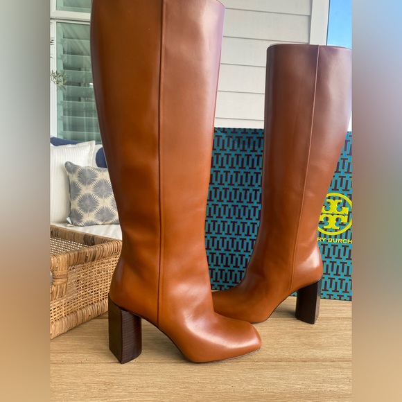 BNIB Tory Burch Sierra Cognac Twisted Heel Boots - Picture 1 of 10